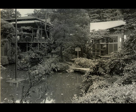 昭和４０年撮影
離れ桧とアート風呂