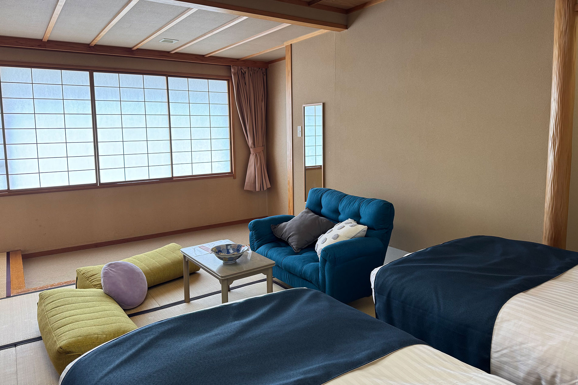 kaminoyamaonsen-tsukiokahotel-senkeien-kitanomaru-washitsu-zaou-washitsu-tatami-twin-bed-(1)