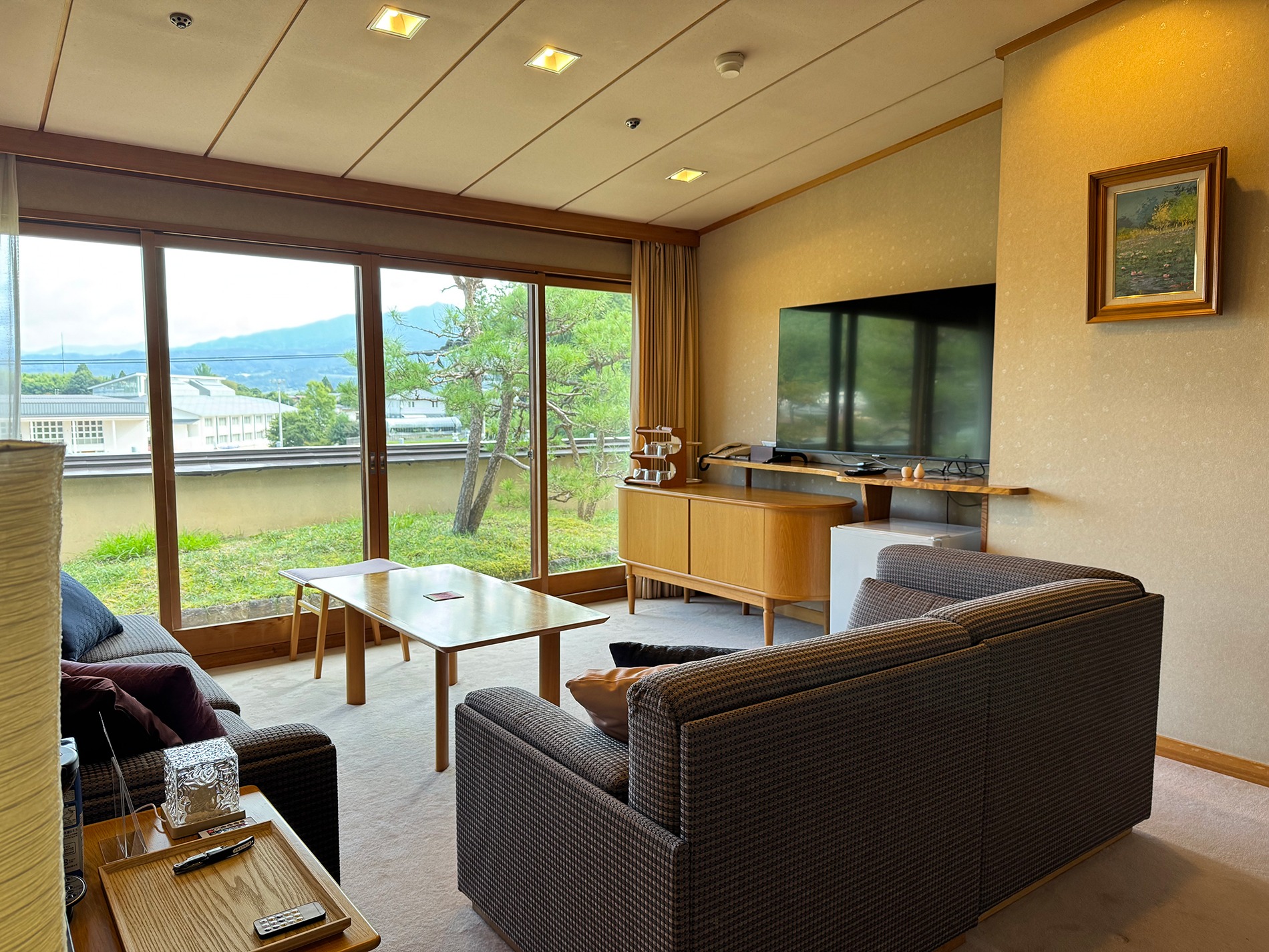 スクロール特別室